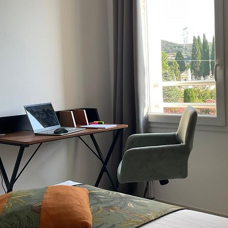 Val Des Bruyeres - Gite 15Mn Pezenas Avec Terrasse Et Cour Close - Parking Privatif Securise - Wifi Ftth Gratuit Neffies 外观 照片